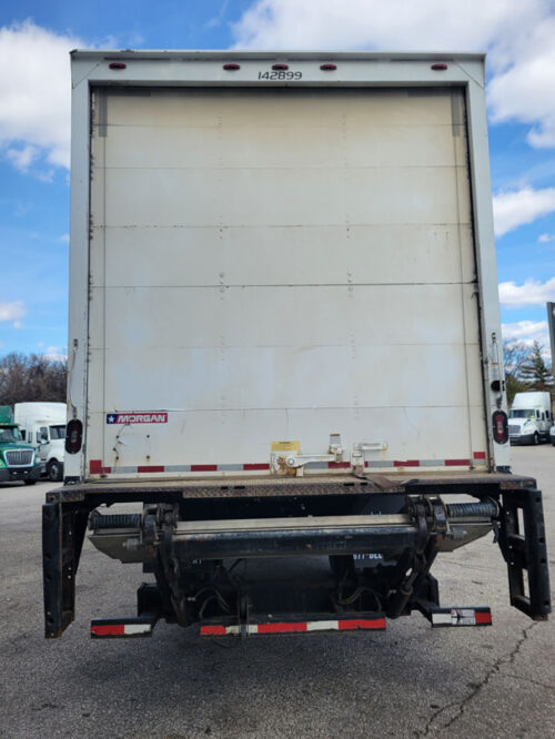 2017 Durastar 4300 - Image 8