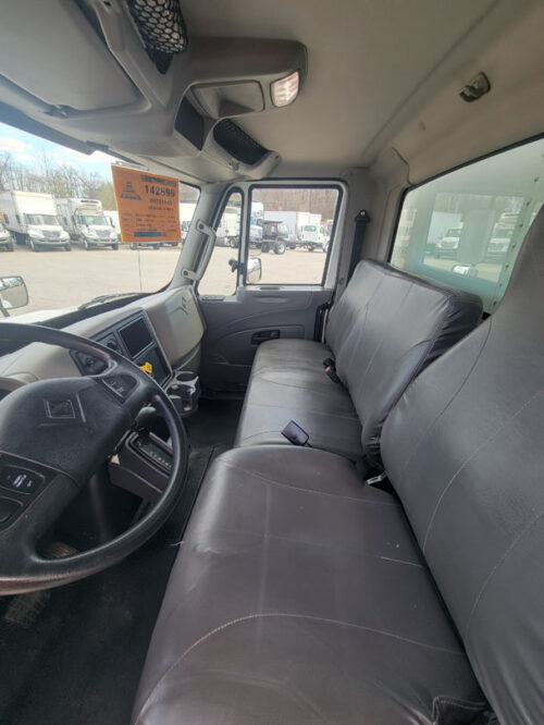 2017 Durastar 4300 - Image 13