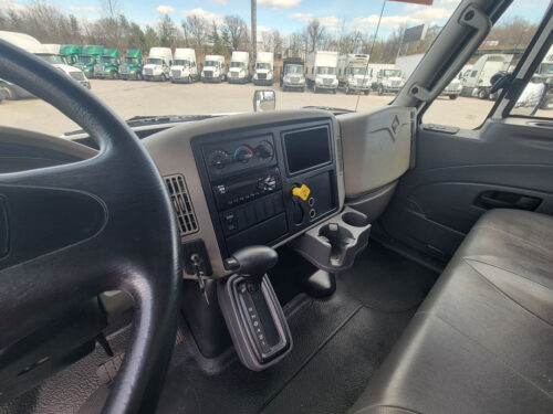 2017 Durastar 4300 - Image 15