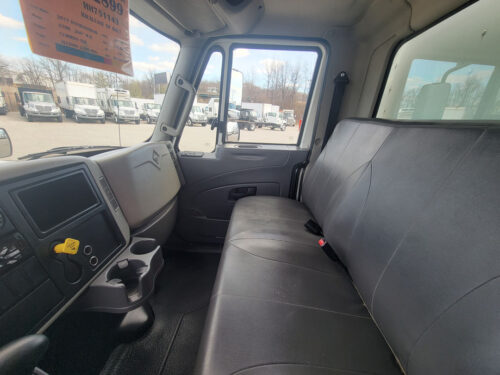 2017 Durastar 4300 - Image 16