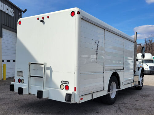 2017 Durastar 4300 - Image 8