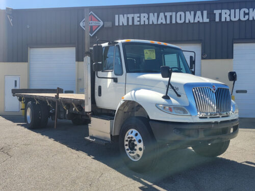 2017 Durastar 4300 - Image 2