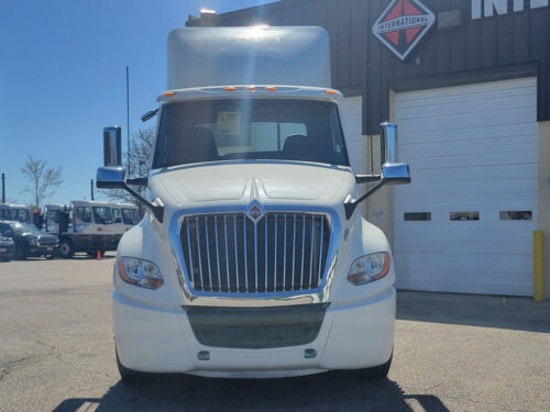 2019 LT Series 625 - Image 3