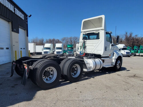 2019 LT Series 625 - Image 8