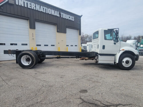 2017 Durastar 4300 - Image 9