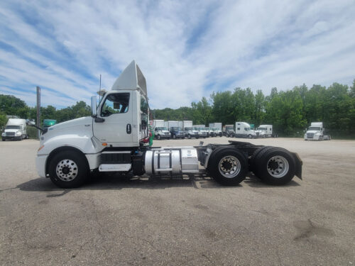 2019 LT Series 625 - Image 5