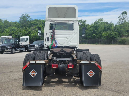 2019 LT Series 625 - Image 7