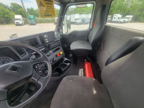 2019 LT Series 625 - Image 10