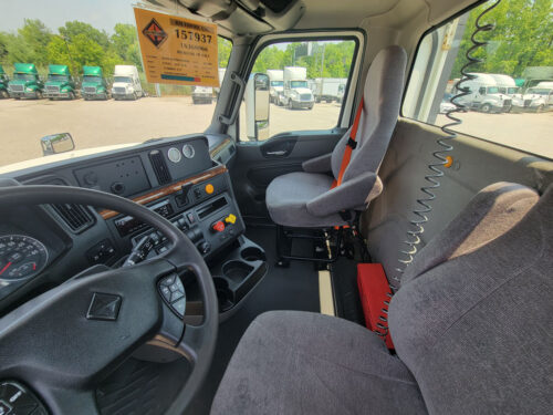 2020 LT Series 625 - Image 10