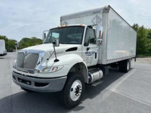 2019 Durastar 4300 - Image 4