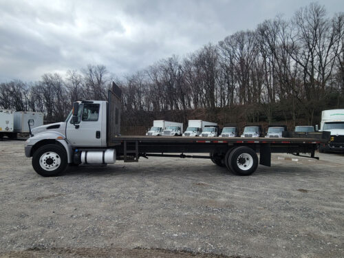 2019 International Durastar 4300 - Image 5