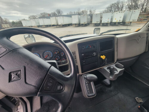 2019 International Durastar 4300 - Image 11