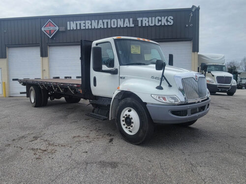 2020 International MV Series  607 - Image 2