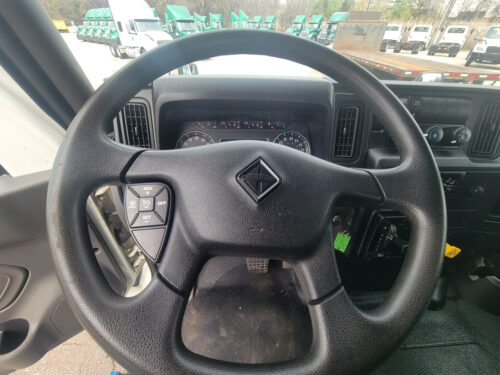 2020 International MV Series  607 - Image 11
