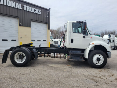 2018 International Durastar 4400 - Image 9