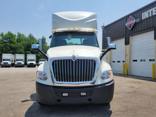 2020 International LT Series 625 | 157997 - Image 3