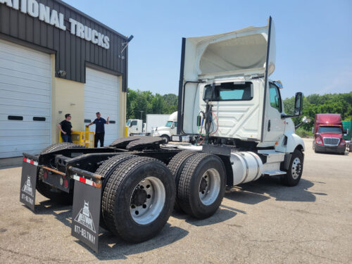2020 International LT Series 625 | 157997 - Image 8