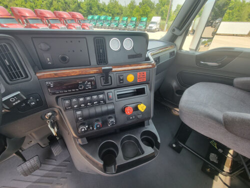 2020 International LT Series 625 | 157997 - Image 13