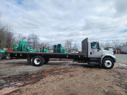 2019 International Durastar 4300 - Image 3