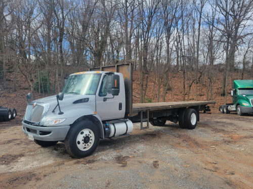 2019 International Durastar 4300 - Image 8
