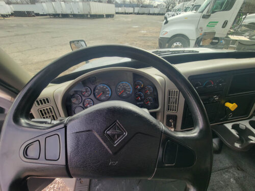 2019 International Durastar 4300 - Image 11