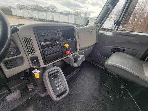 2018 International Durastar 4400 | 147135 - Image 11