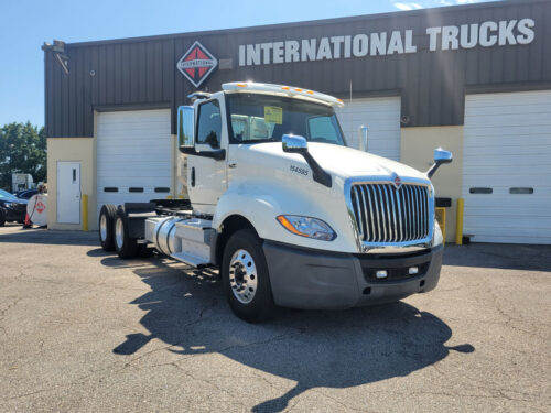 2020 International LT Series 625 | 154595 - Image 2