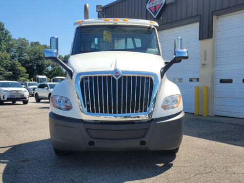 2020 International LT Series 625 | 157452 - Image 3