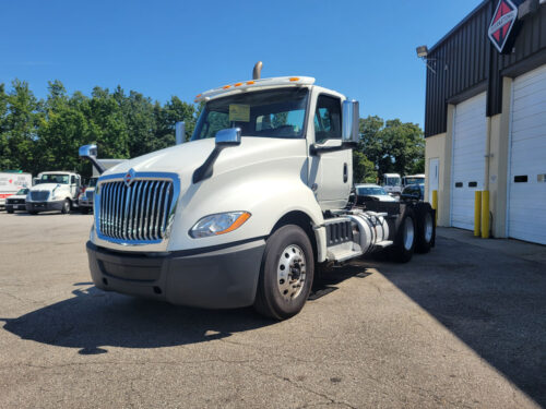 2020 International LT Series 625 | 157452